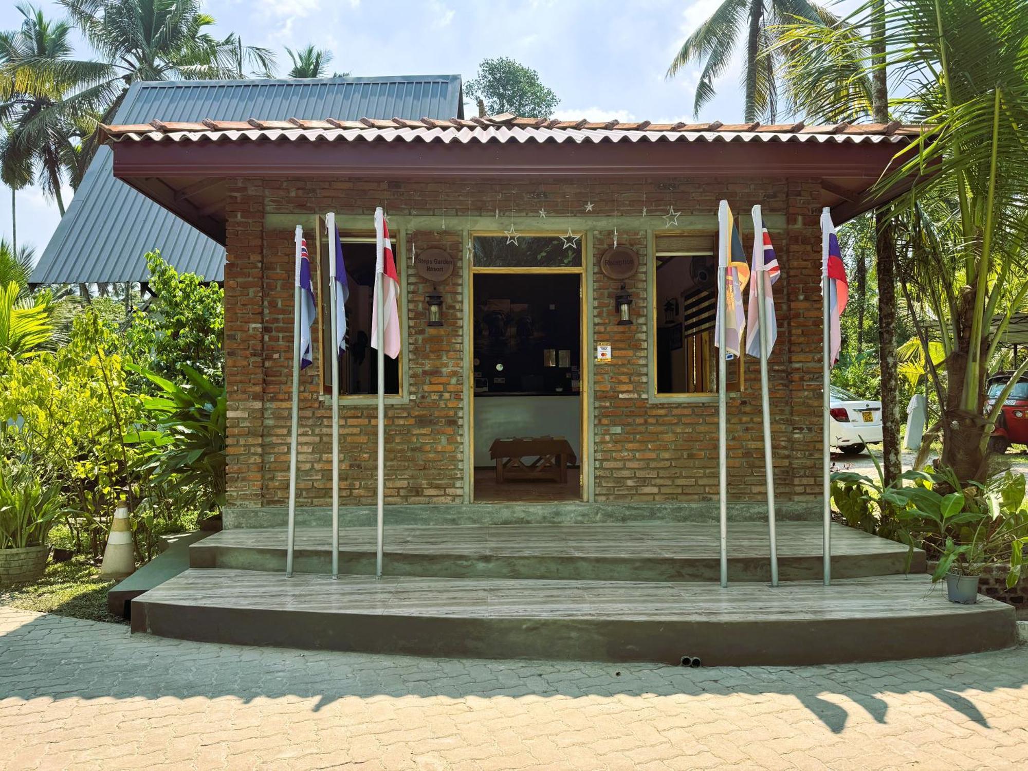Steps Garden Resort Negombo Ngoại thất bức ảnh